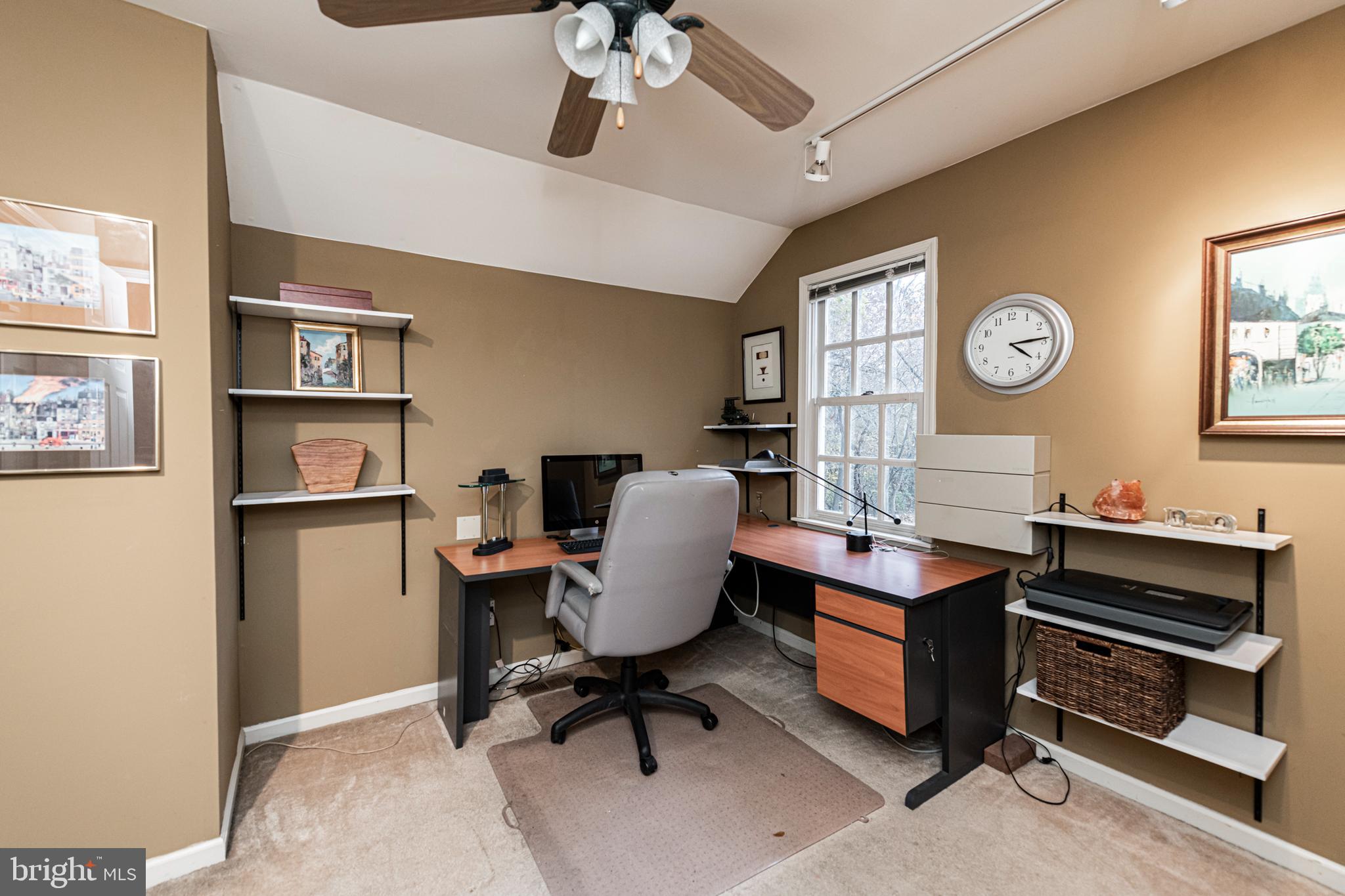 406 SAINT ANNS CIRCLE