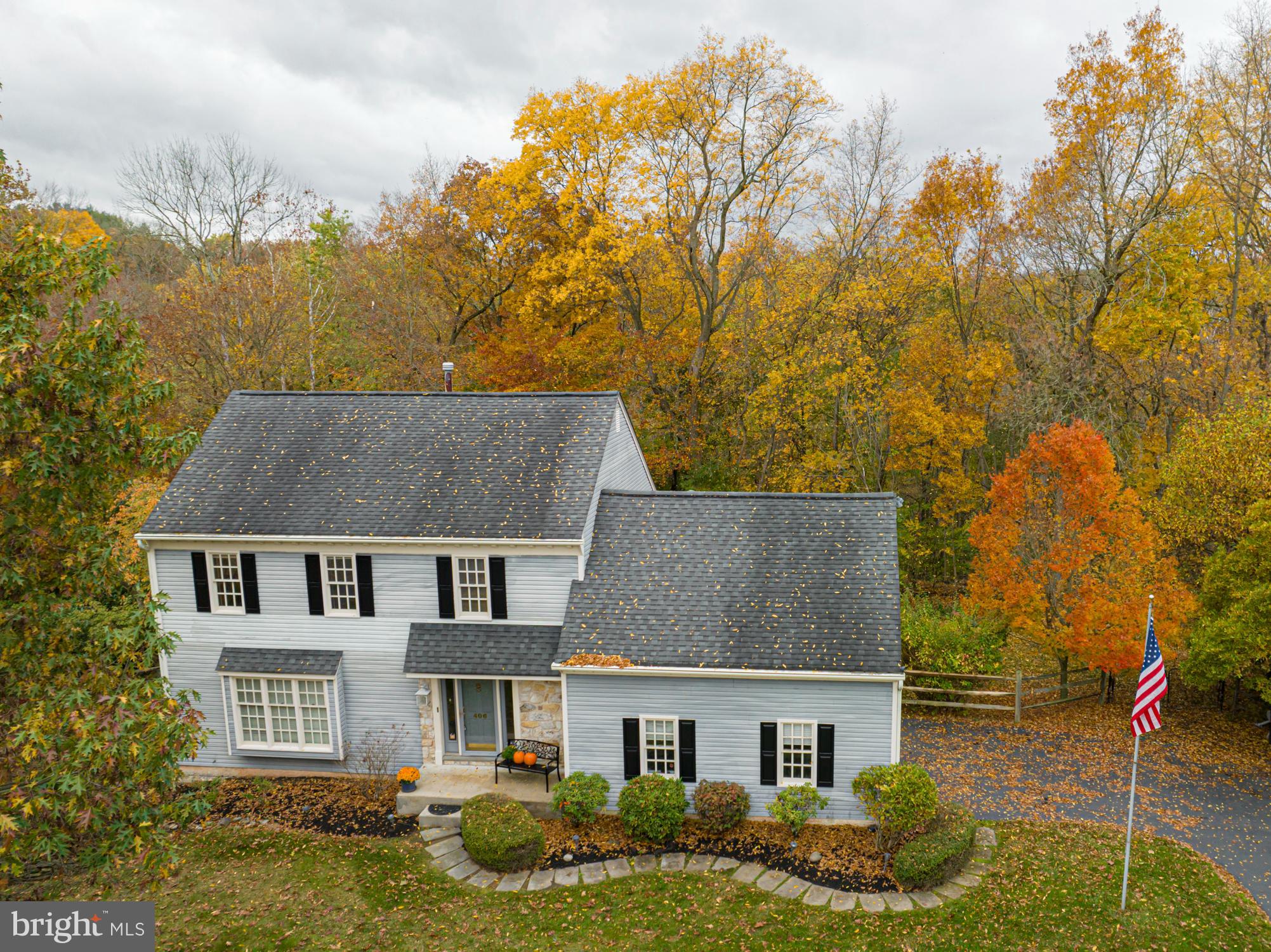 406 SAINT ANNS CIRCLE