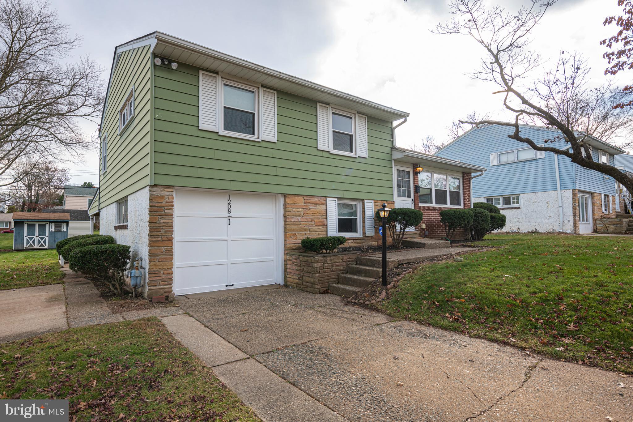 1208 HARRISON AVENUE