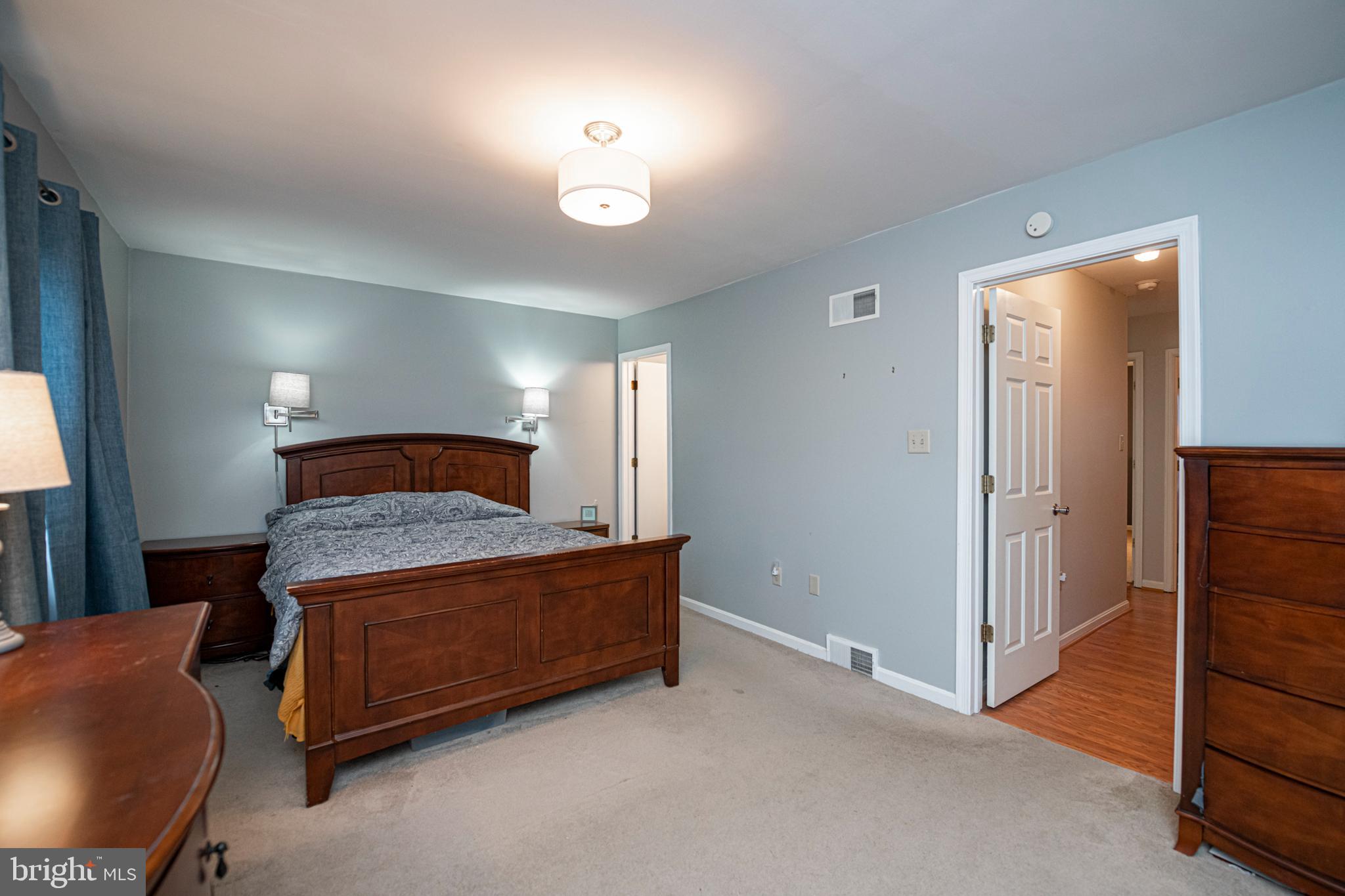 109 WESTRIDGE PL S S