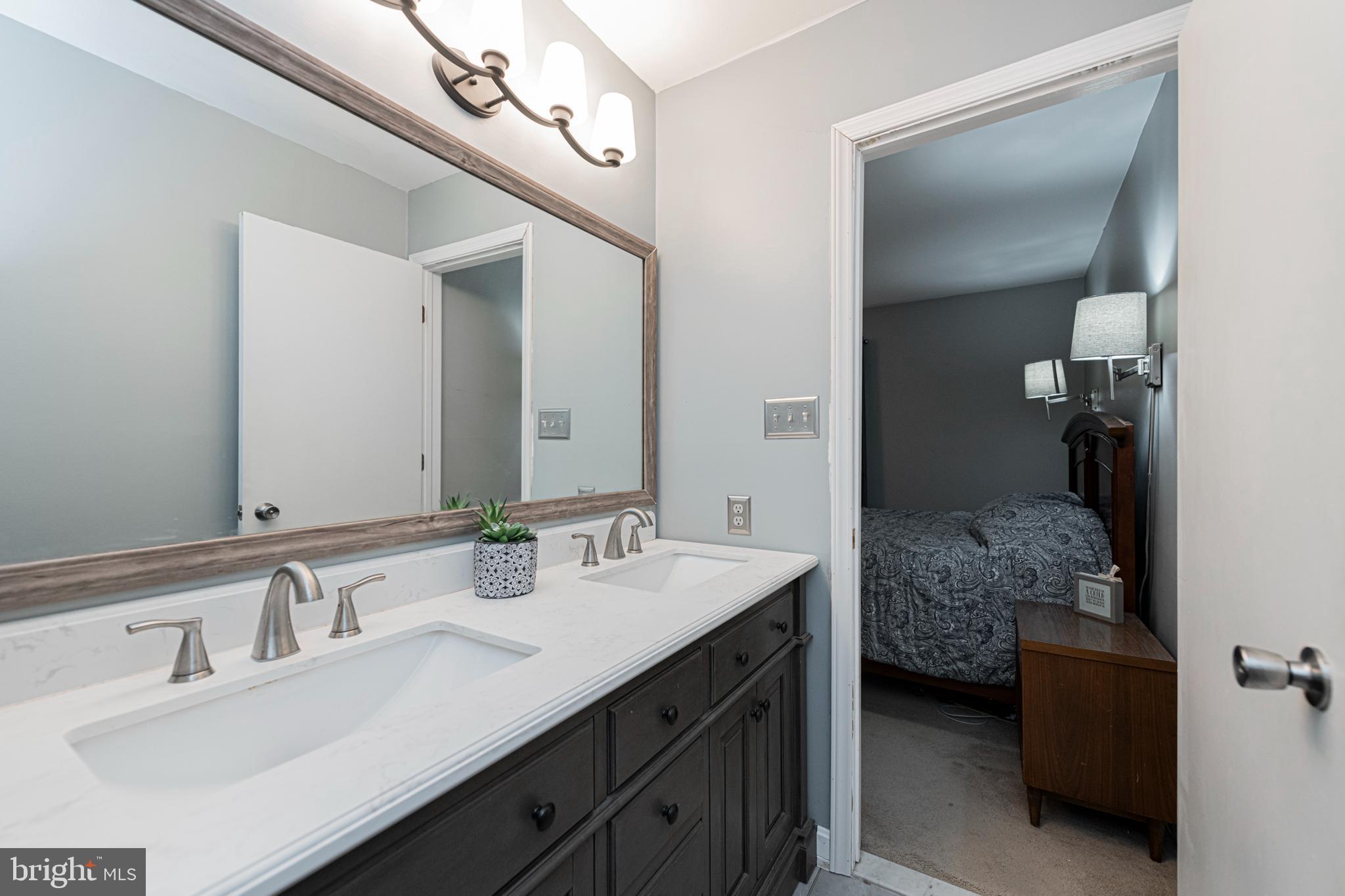 109 WESTRIDGE PL S S