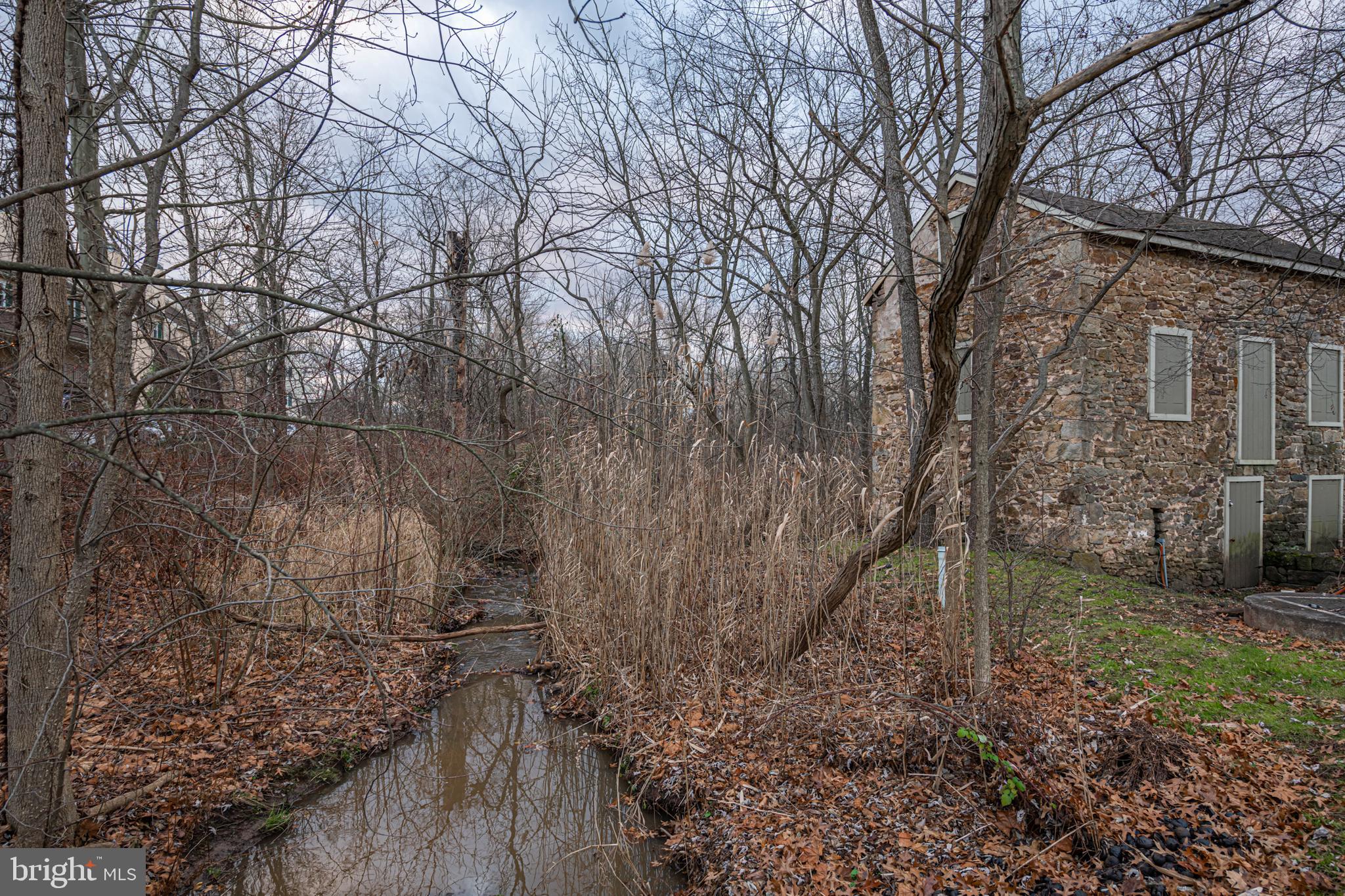 109 WESTRIDGE PL S S