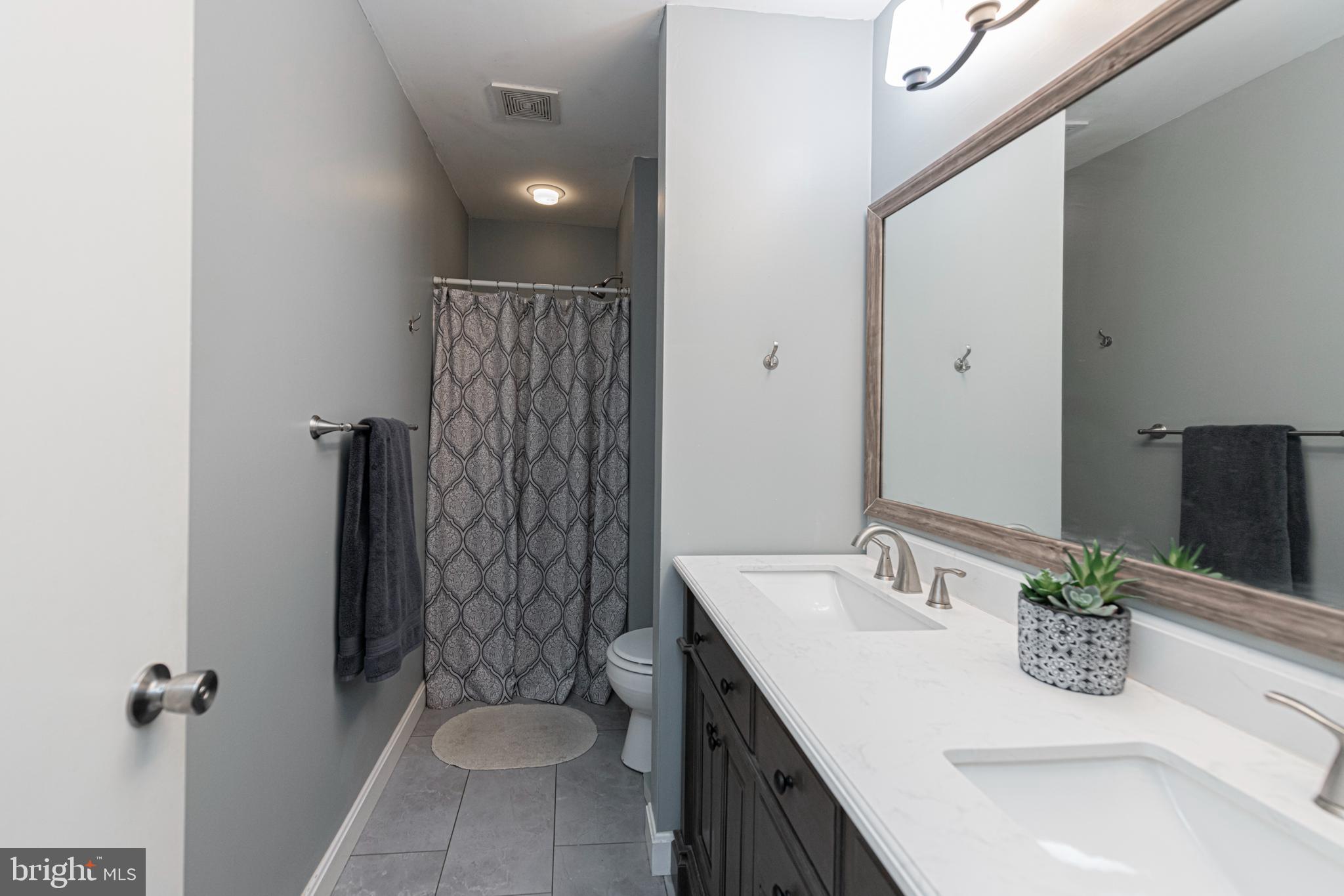 109 WESTRIDGE PL S S