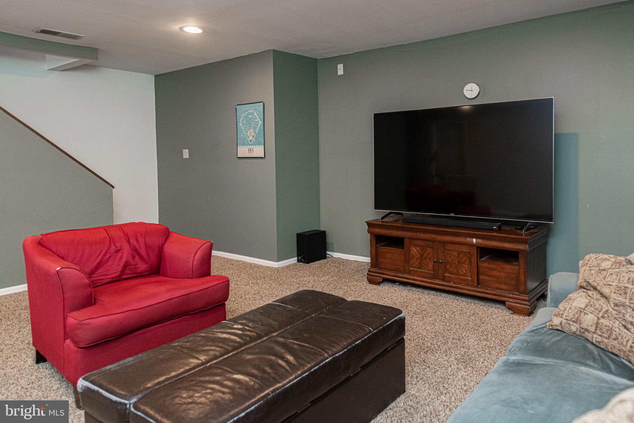 109 WESTRIDGE PL S S