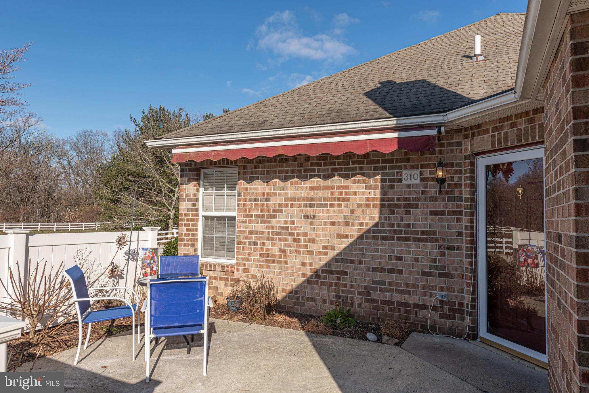 310 NEWPORT LANE 18A