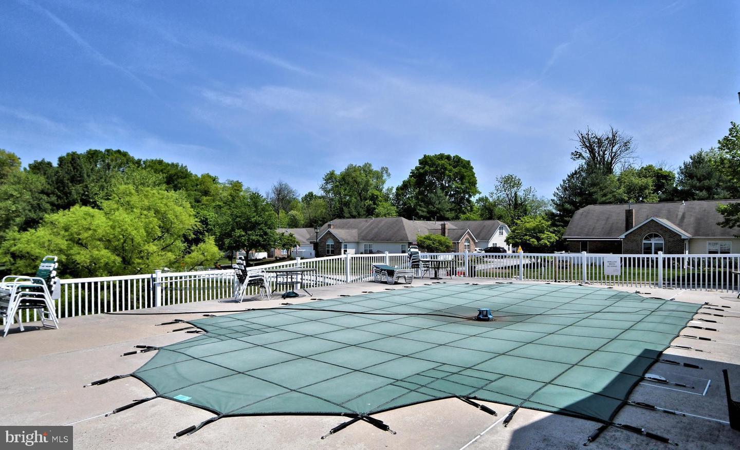 310 NEWPORT LANE 18A