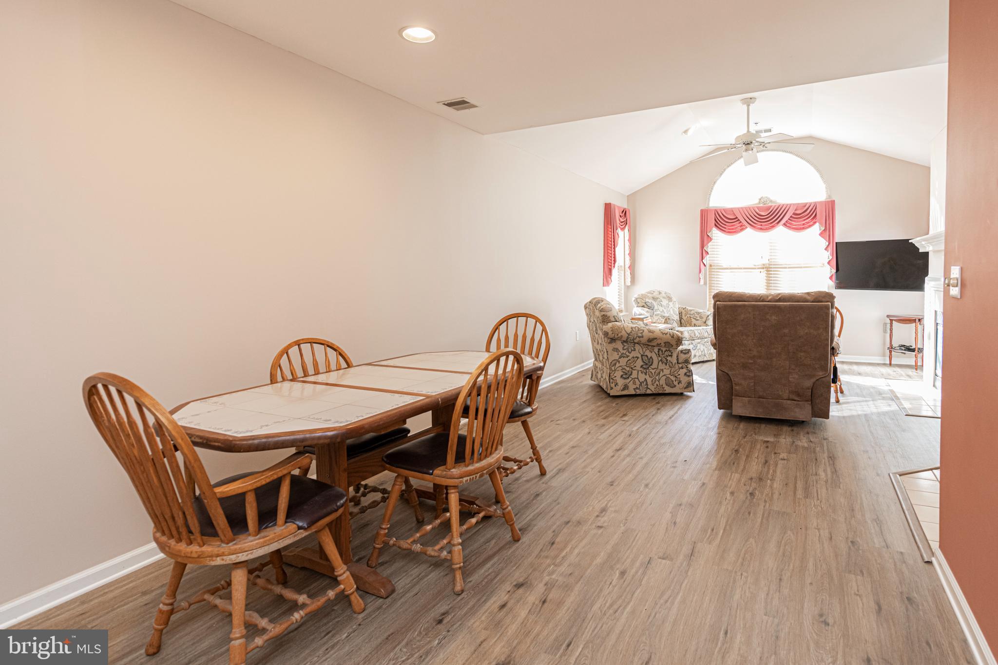 310 NEWPORT LANE 18A