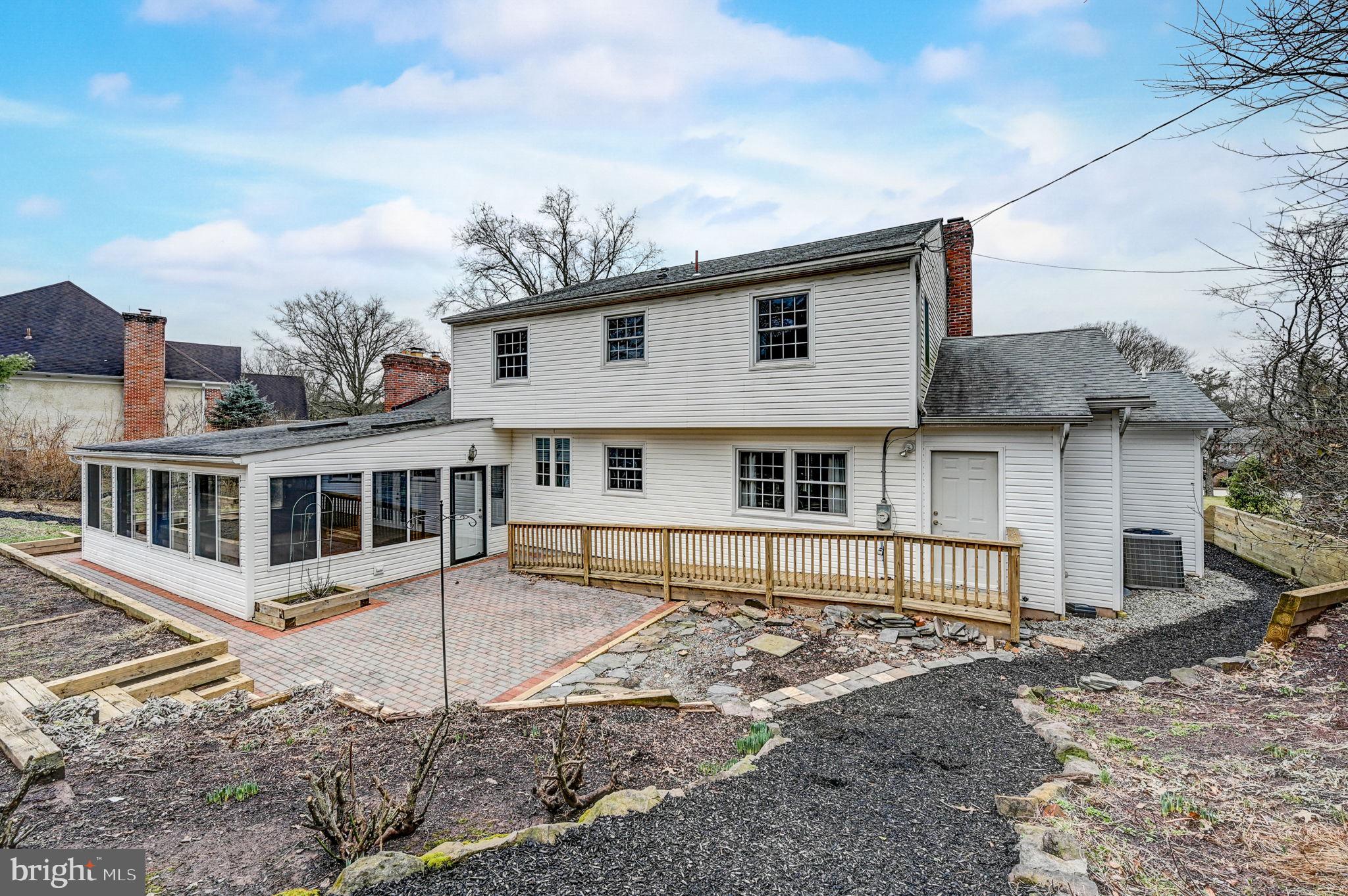 81 S FORGE MANOR DRIVE