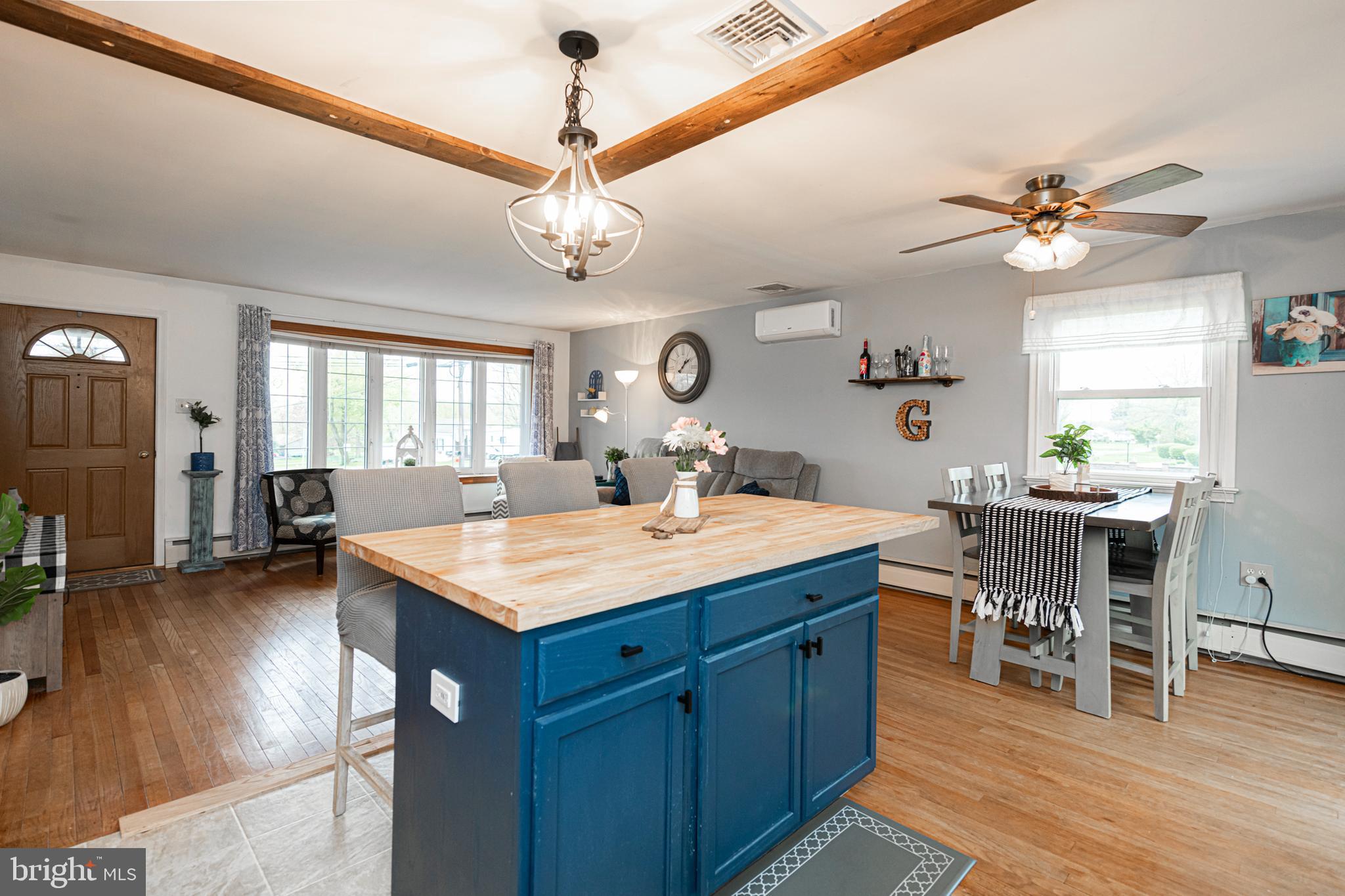 1827 E CEDARVILLE ROAD