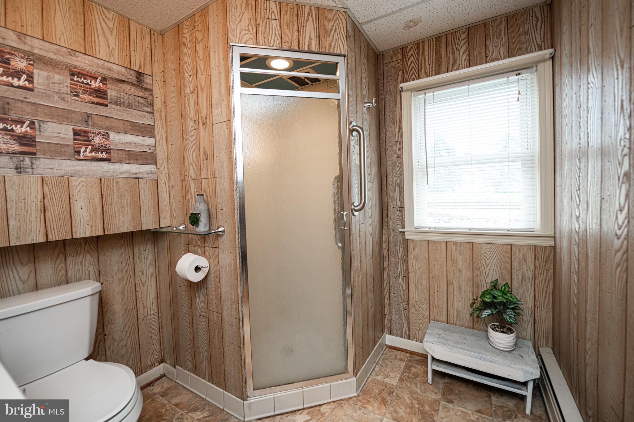 1827 E CEDARVILLE ROAD