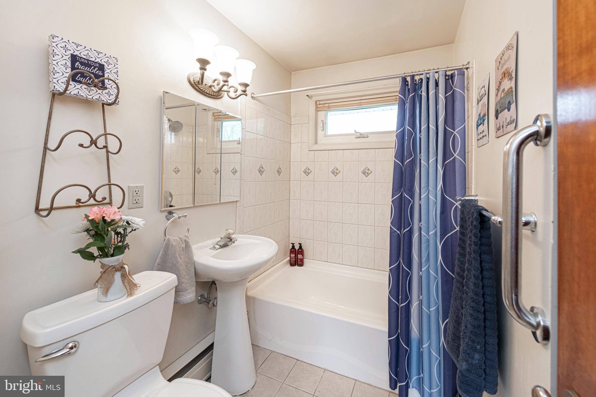 1827 E CEDARVILLE ROAD