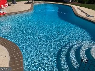 407 SAINT ANNS CIRCLE