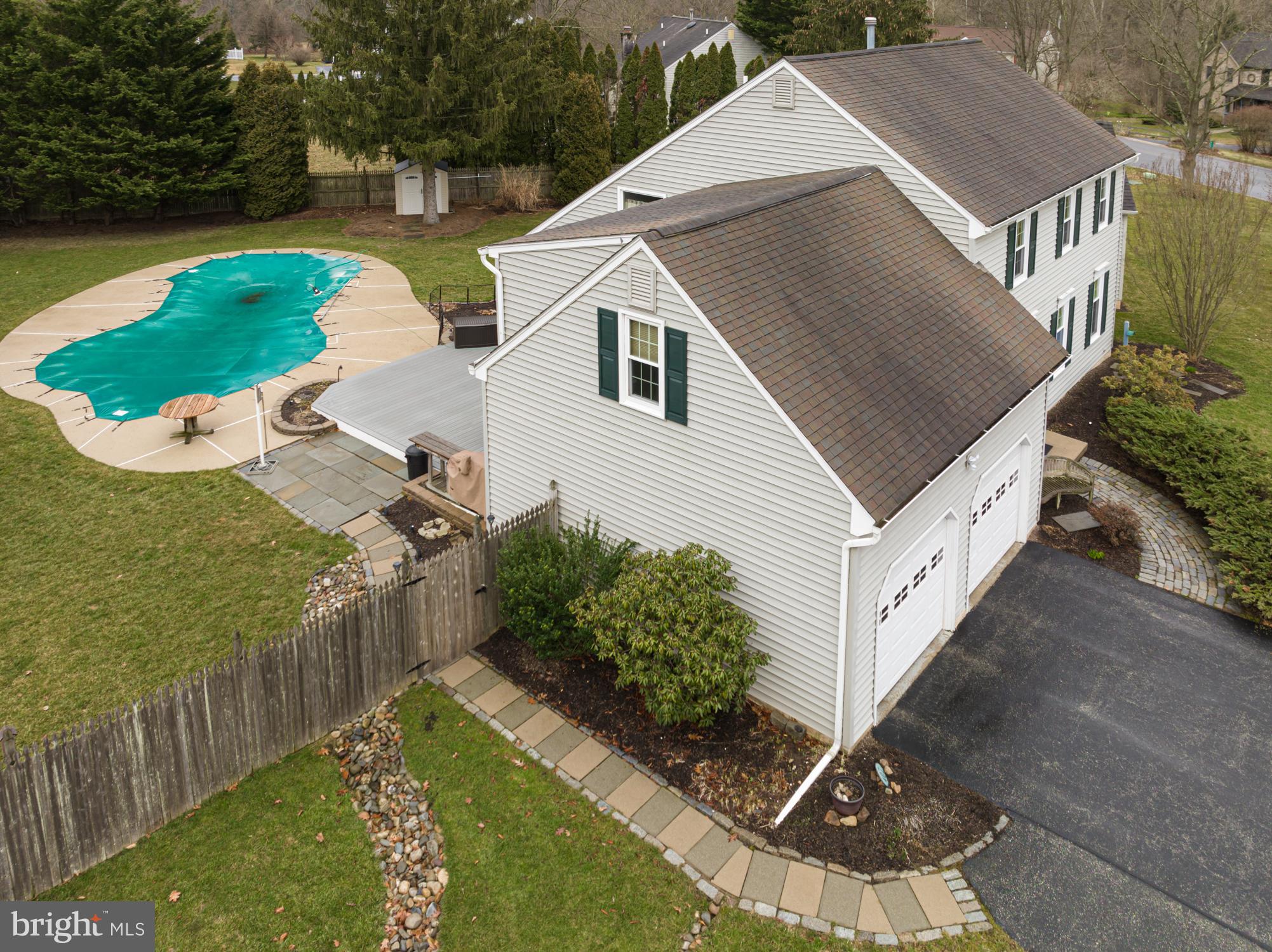 407 SAINT ANNS CIRCLE