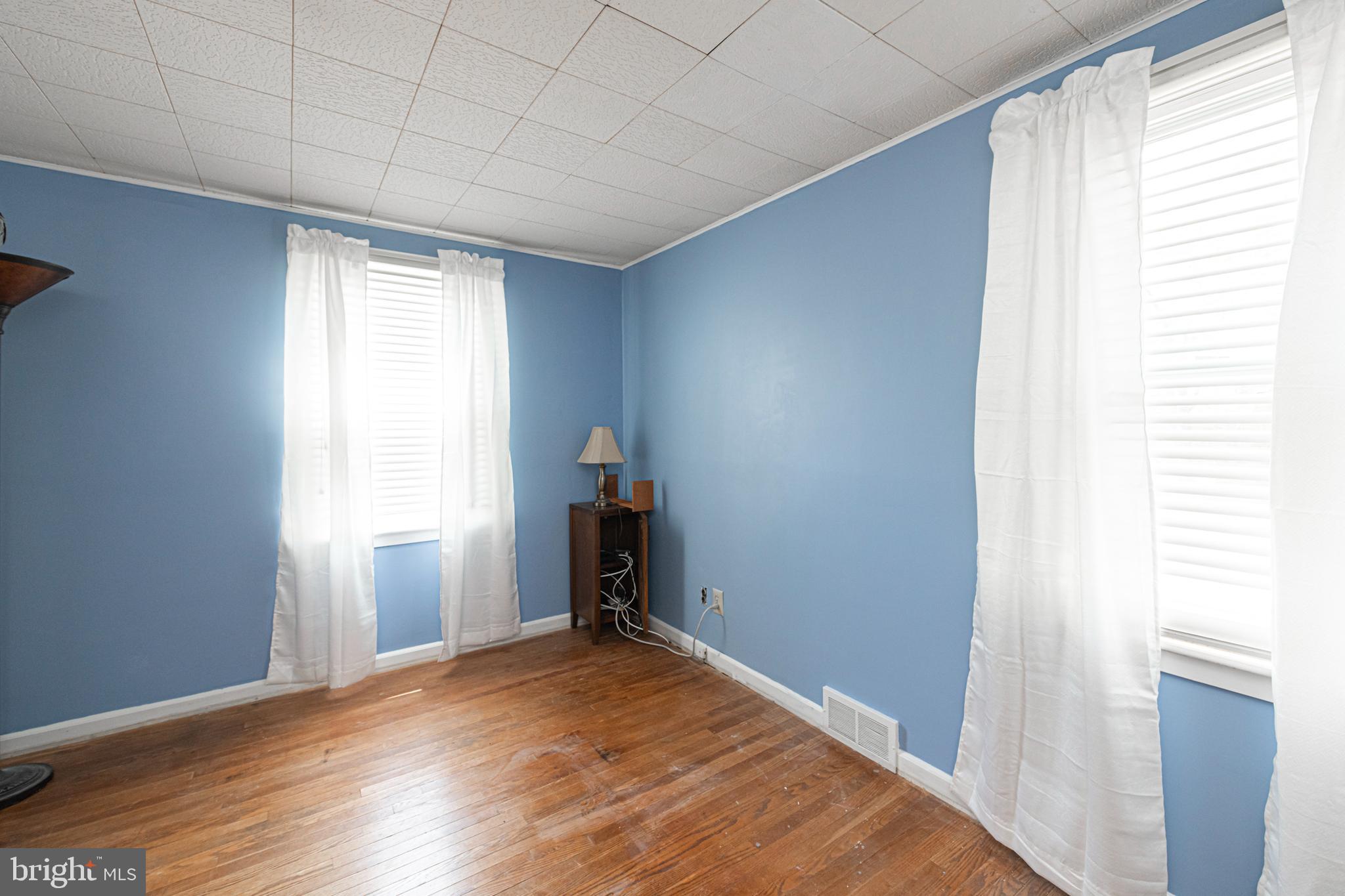 428 W ANDERSON AVENUE