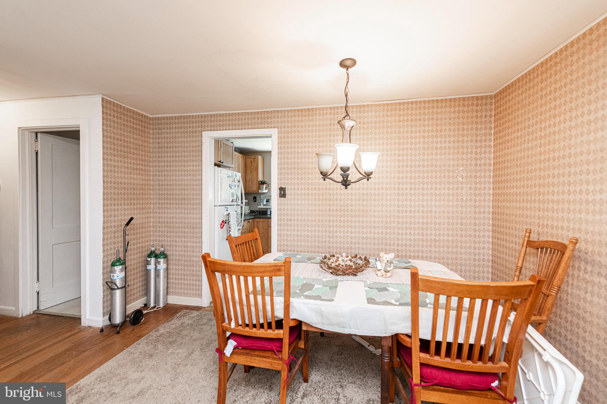 428 W ANDERSON AVENUE