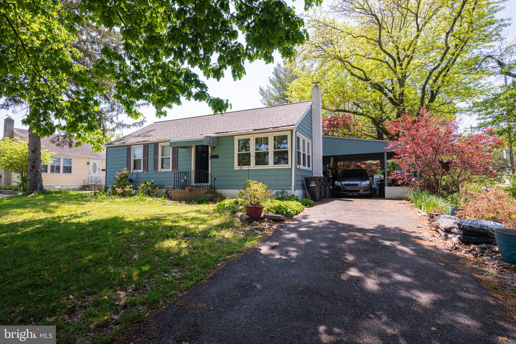 428 W ANDERSON AVENUE