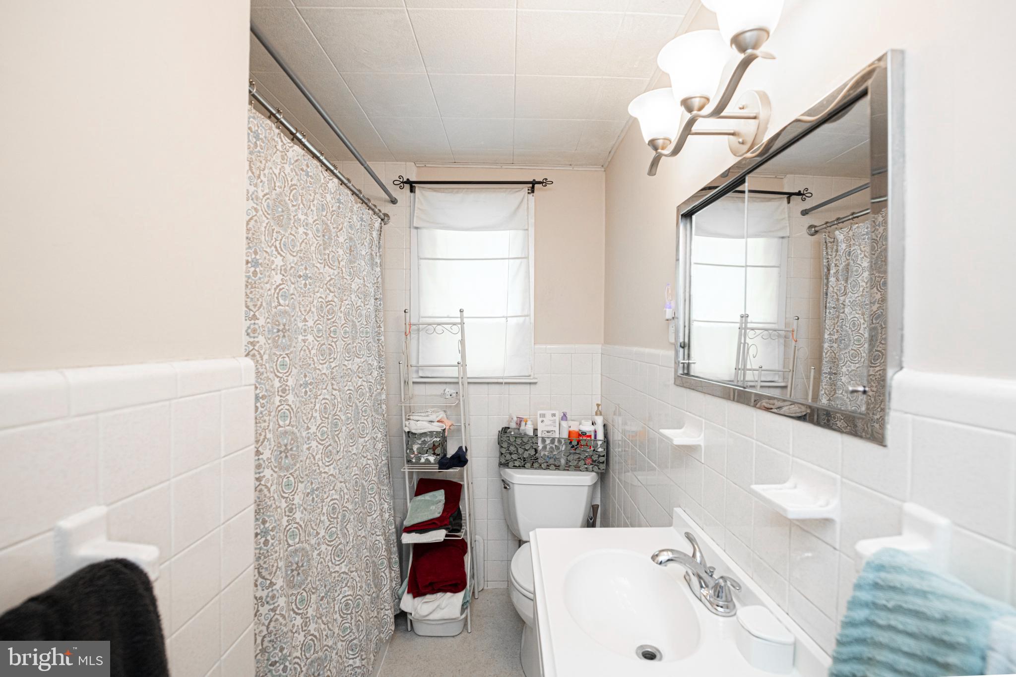 428 W ANDERSON AVENUE