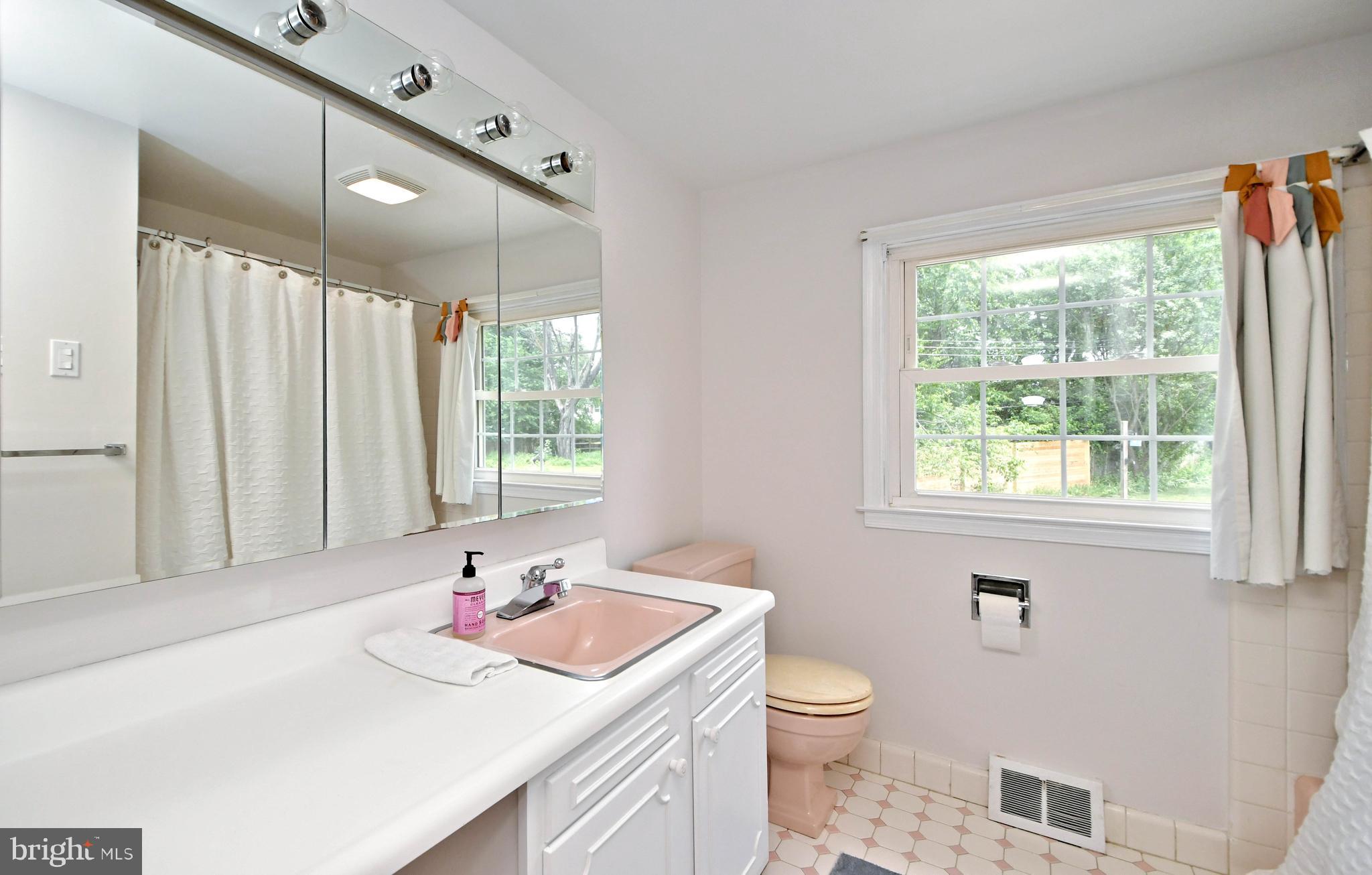 81 S FORGE MANOR DRIVE