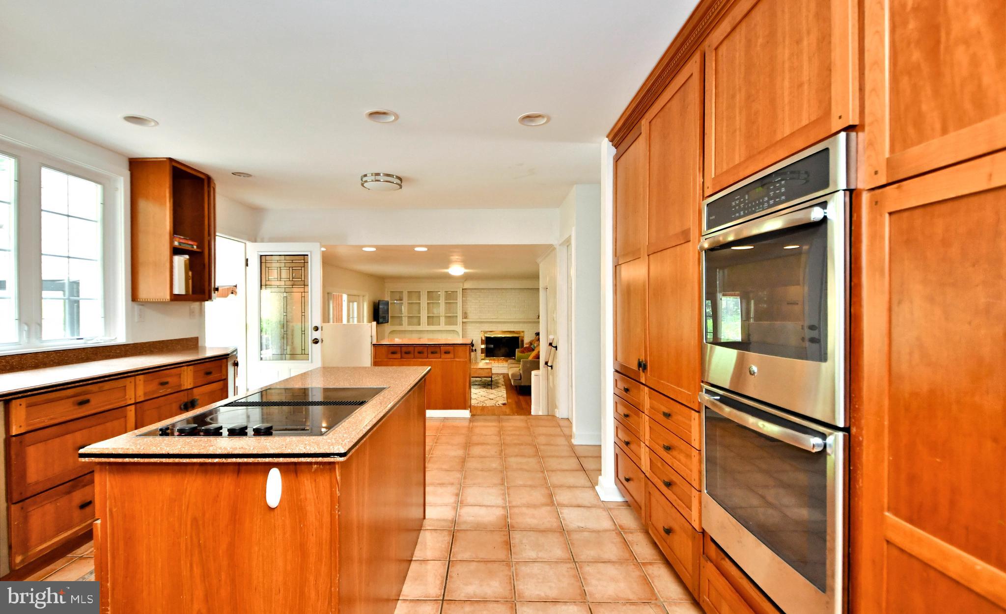 81 S FORGE MANOR DRIVE