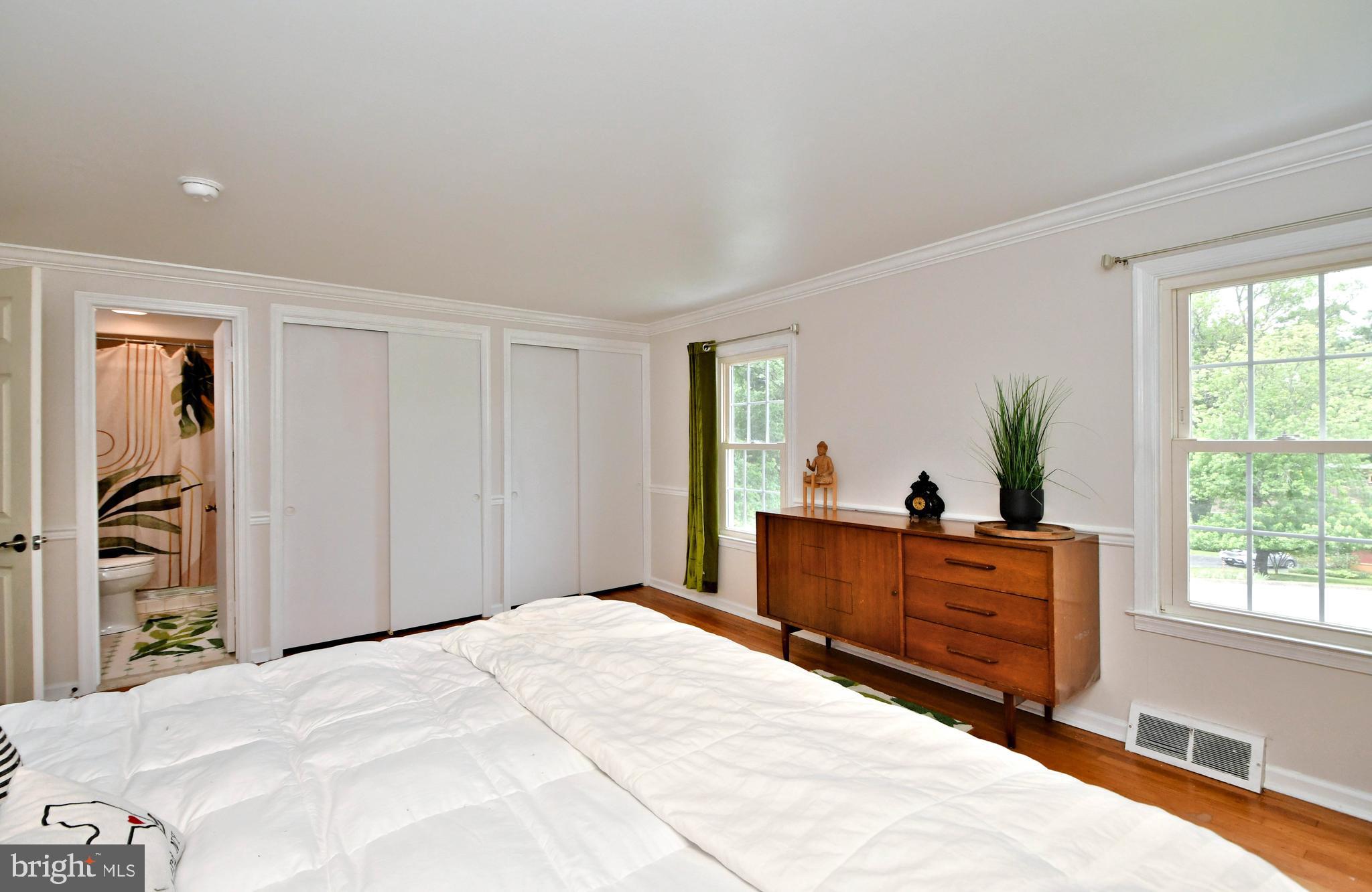 81 S FORGE MANOR DRIVE