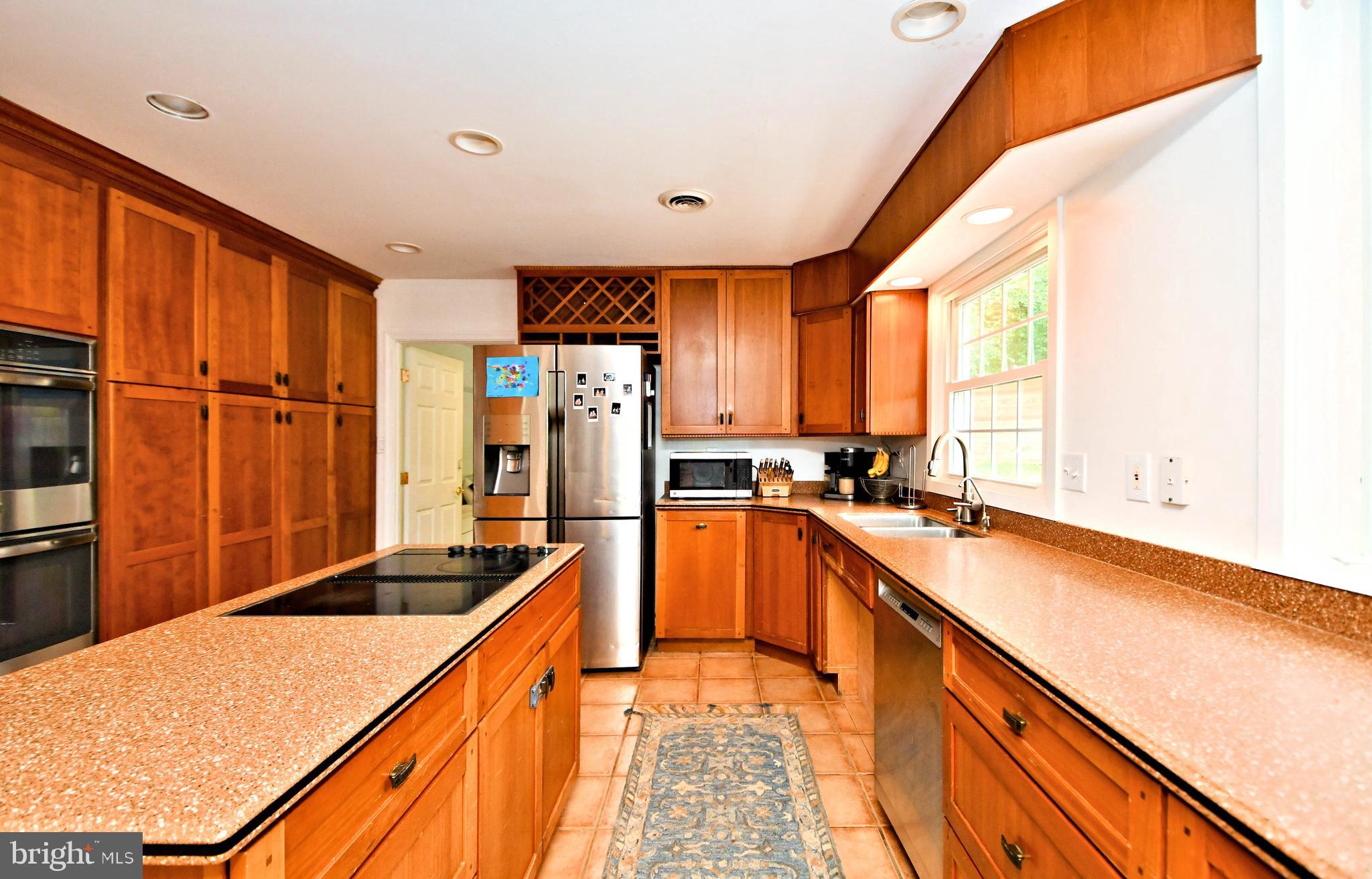 81 S FORGE MANOR DRIVE