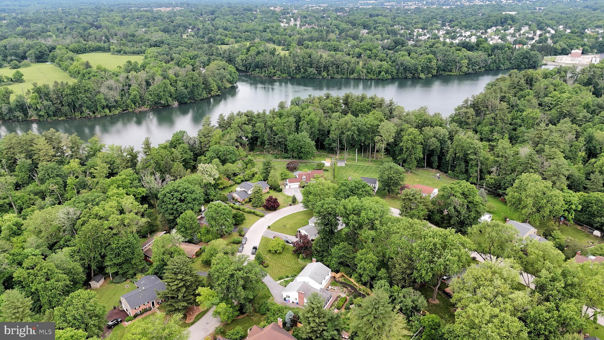 81 S FORGE MANOR DRIVE