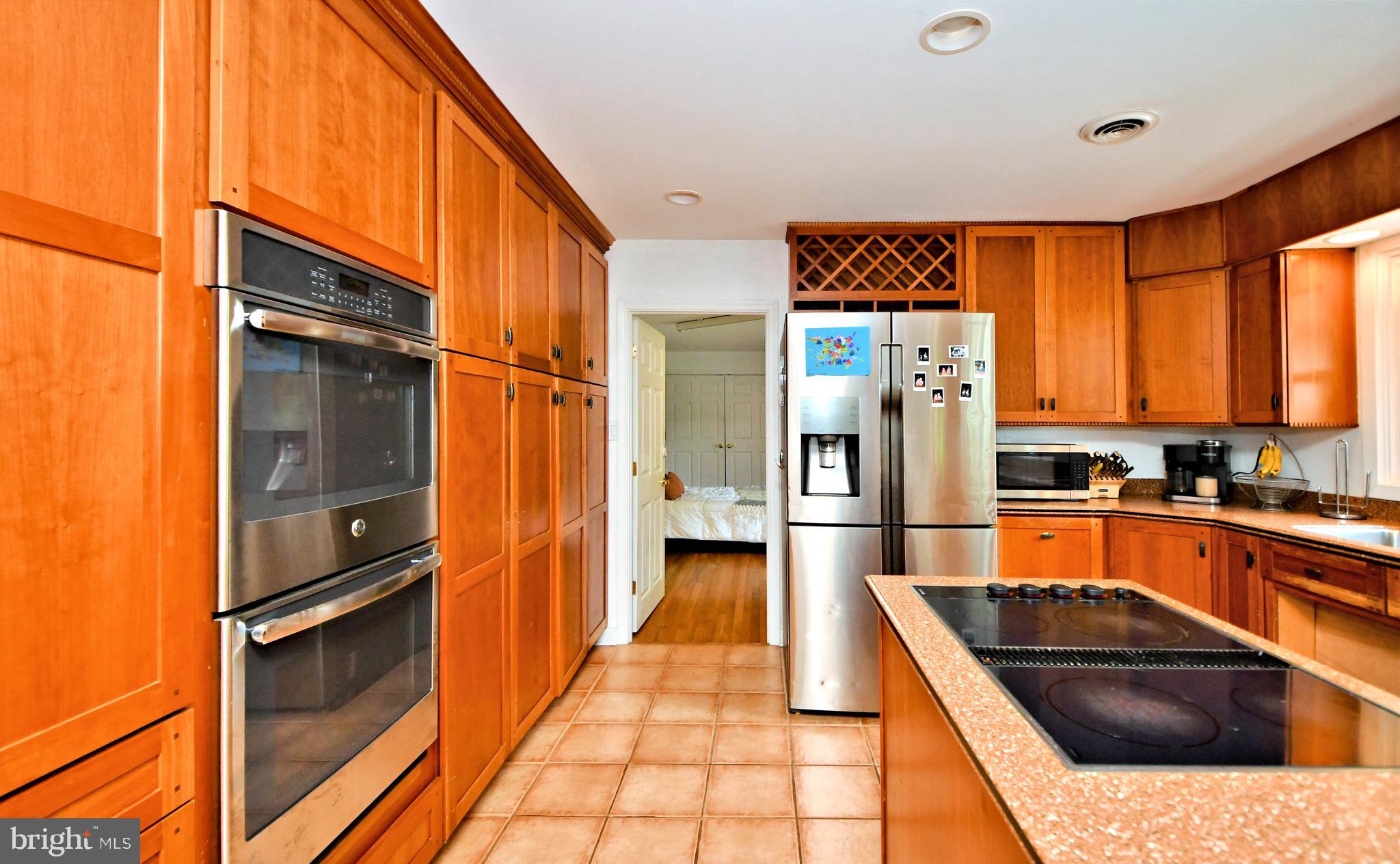 81 S FORGE MANOR DRIVE