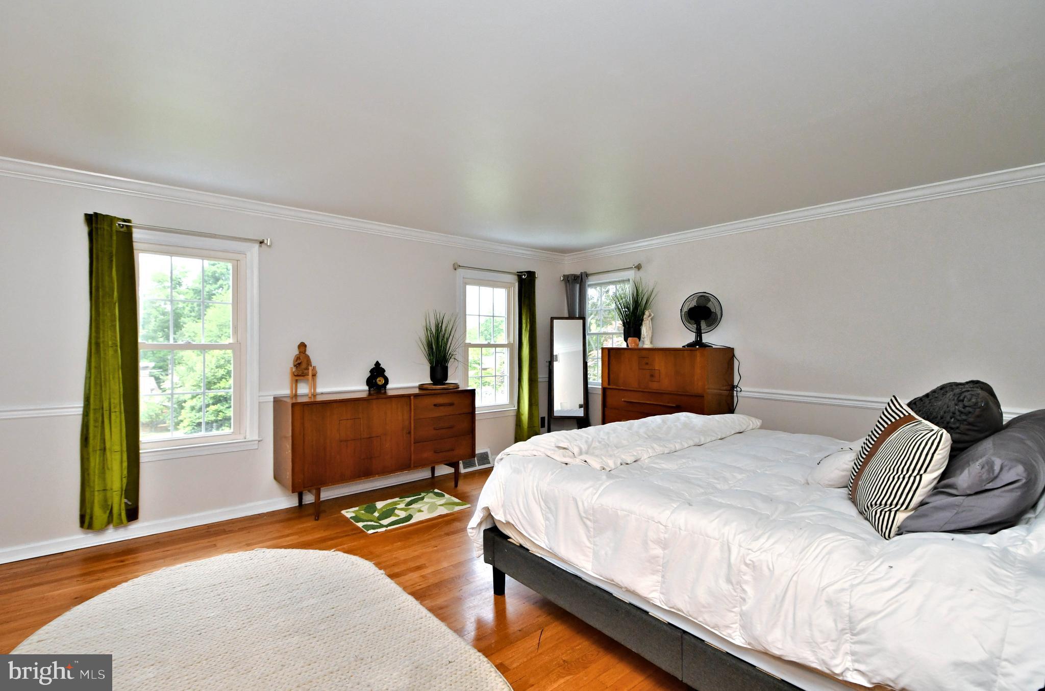 81 S FORGE MANOR DRIVE