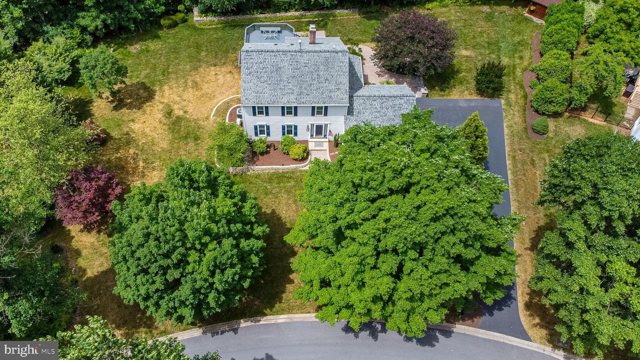 408 SAINT ANNS CIRCLE