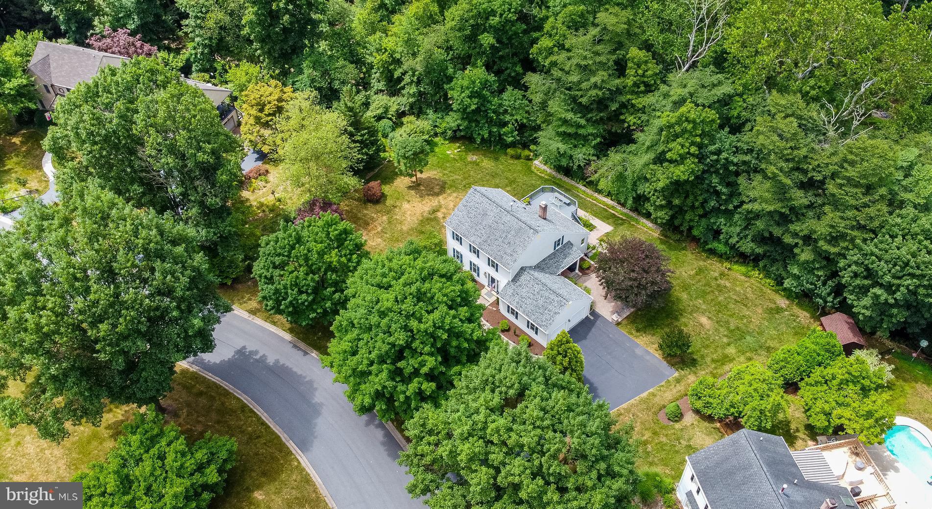 408 SAINT ANNS CIRCLE