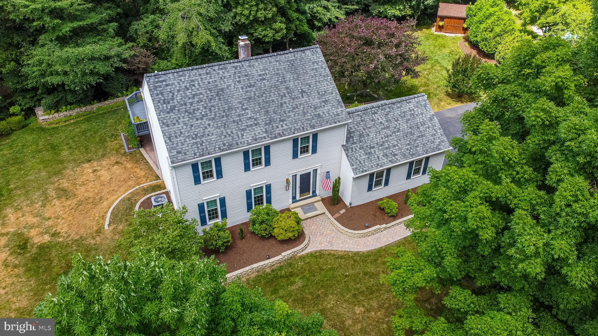 408 SAINT ANNS CIRCLE