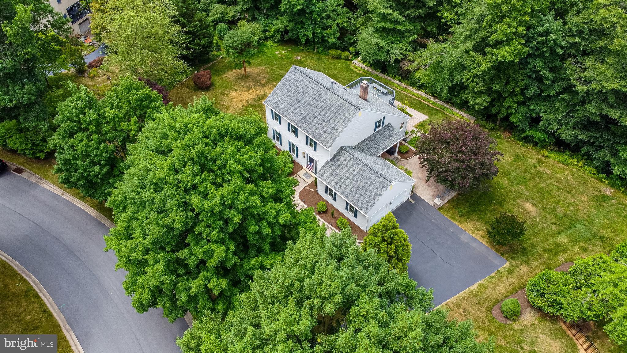 408 SAINT ANNS CIRCLE