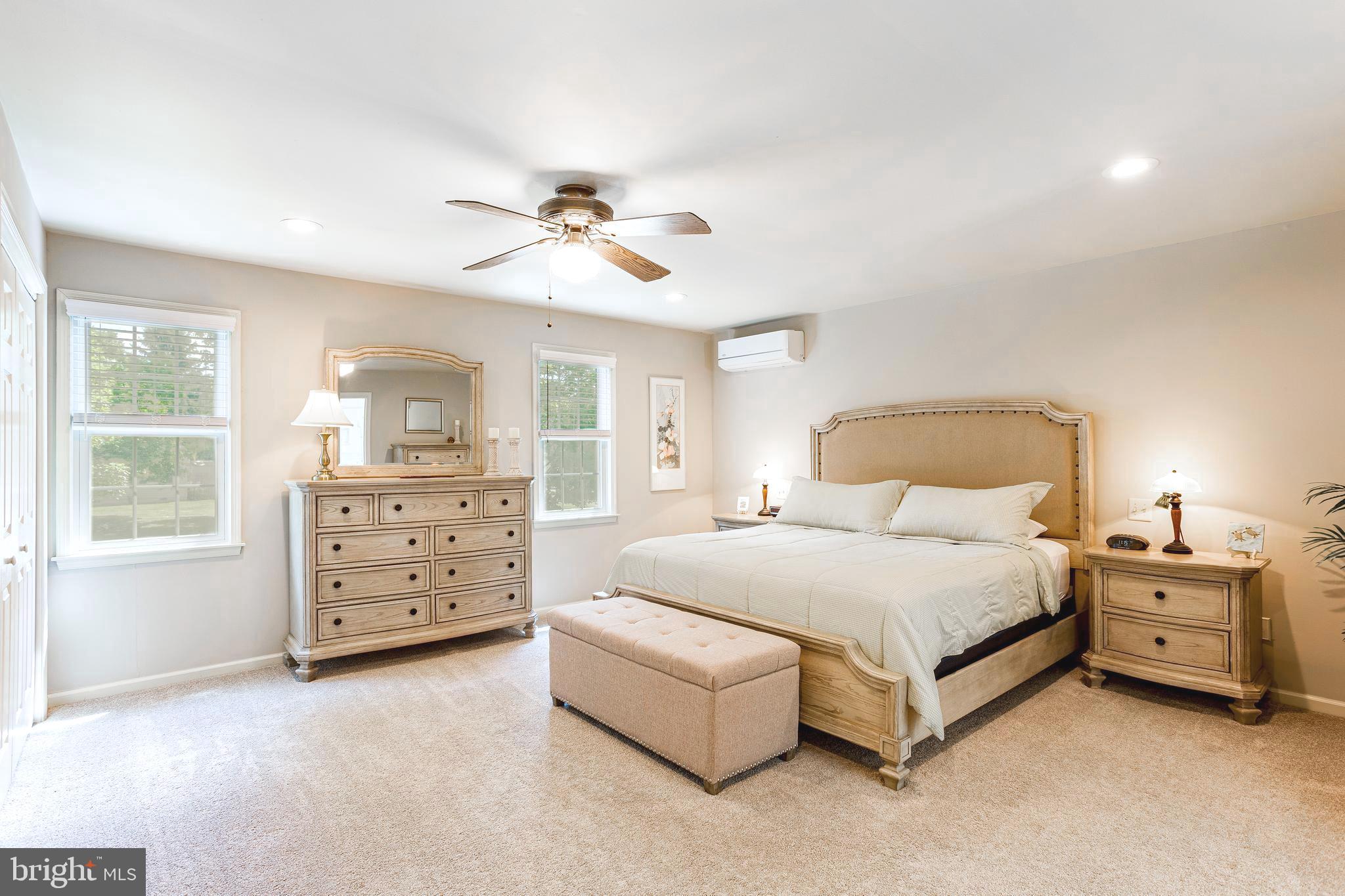 408 SAINT ANNS CIRCLE