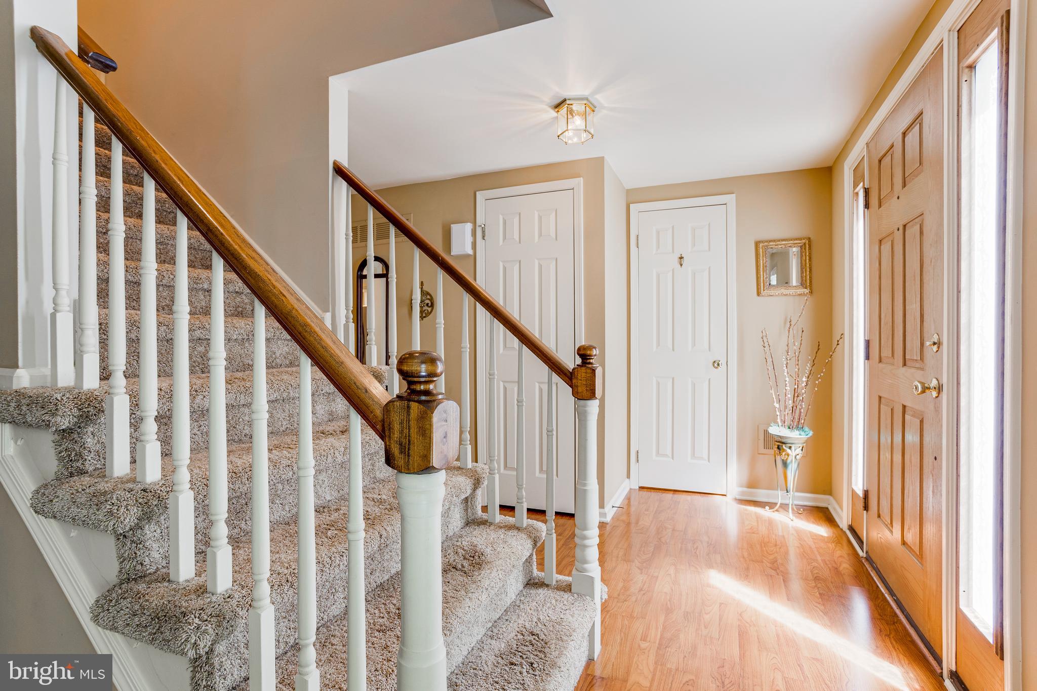 408 SAINT ANNS CIRCLE