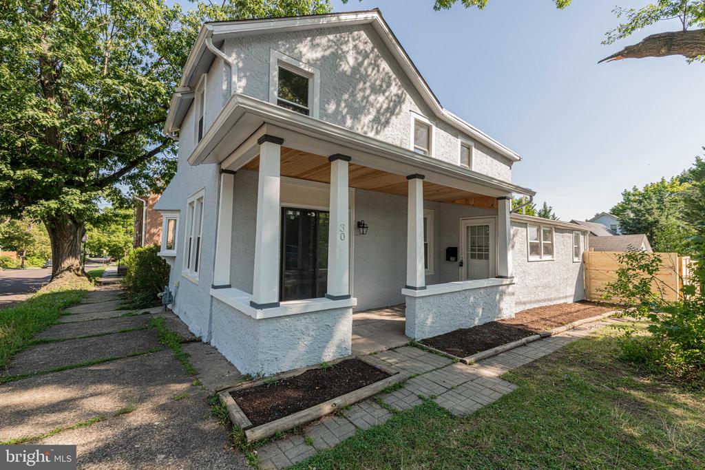 30 CHESTER AVENUE