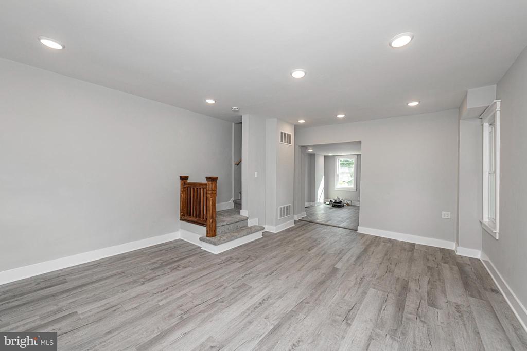 30 CHESTER AVENUE