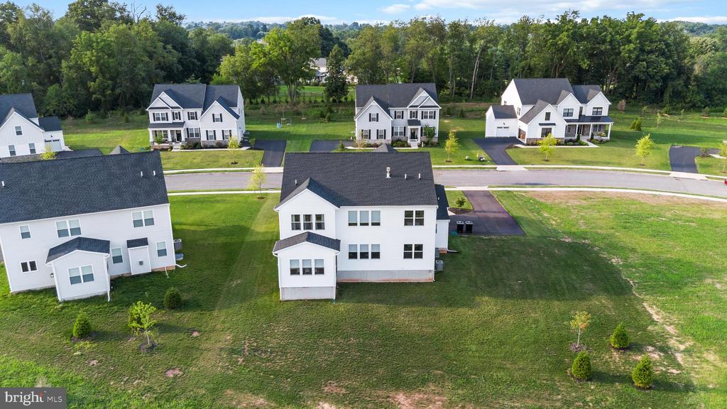 421 EMERALD COURT