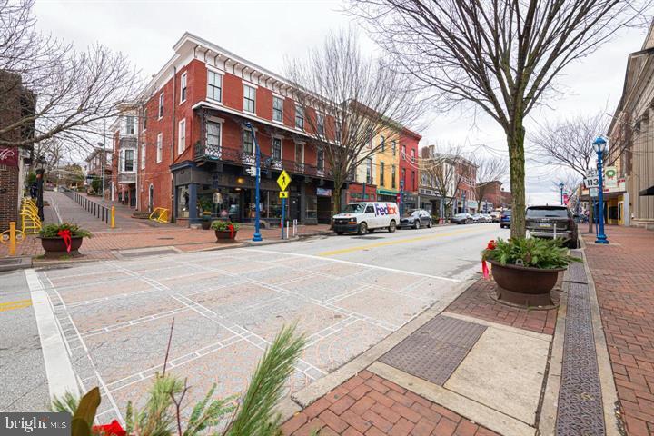 215 BRIDGE STREET UNIT B UNIT B