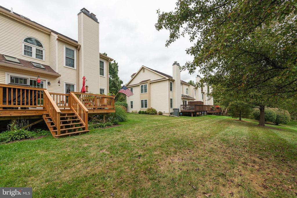 1803 MR PECKS PLACE