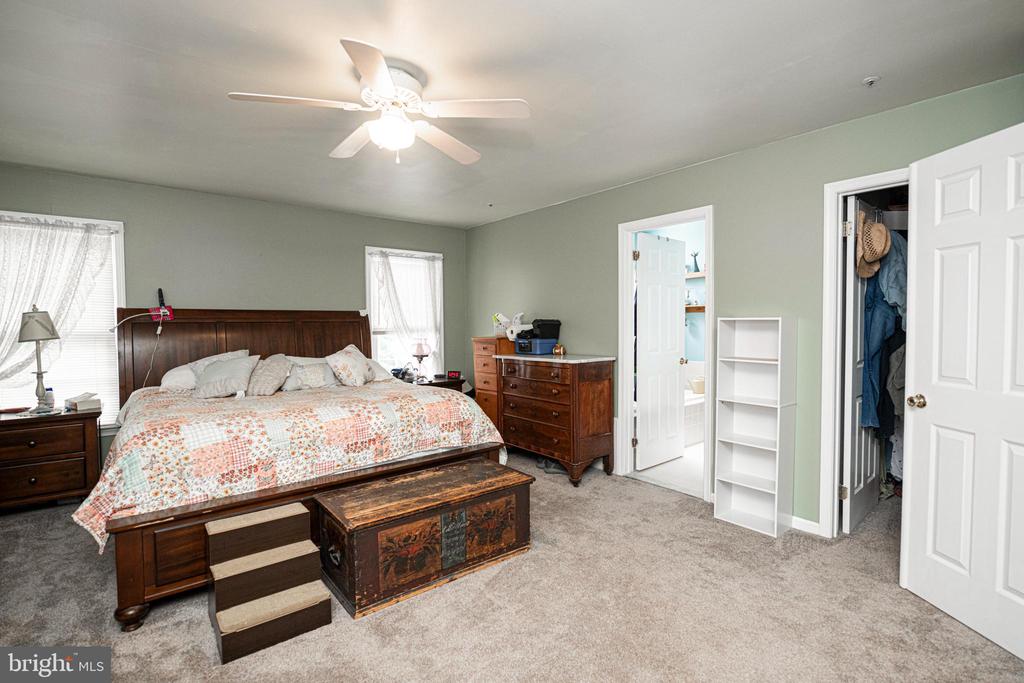1803 MR PECKS PLACE