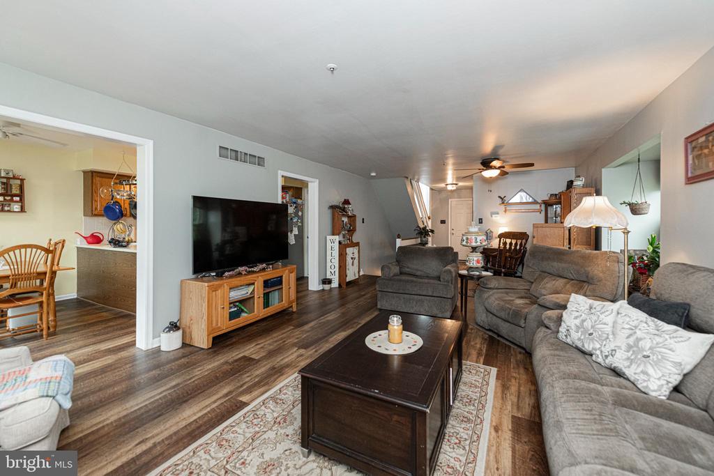 1803 MR PECKS PLACE