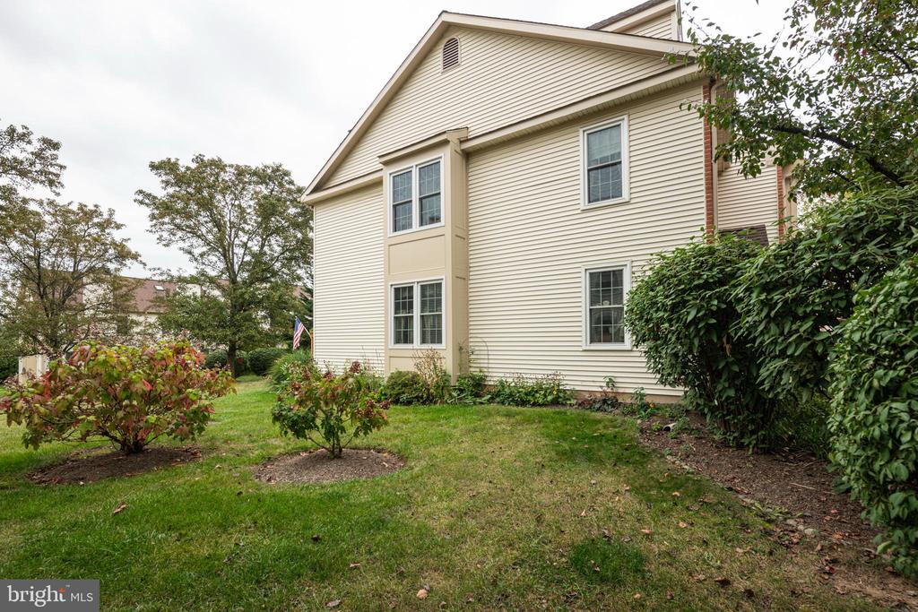 1803 MR PECKS PLACE