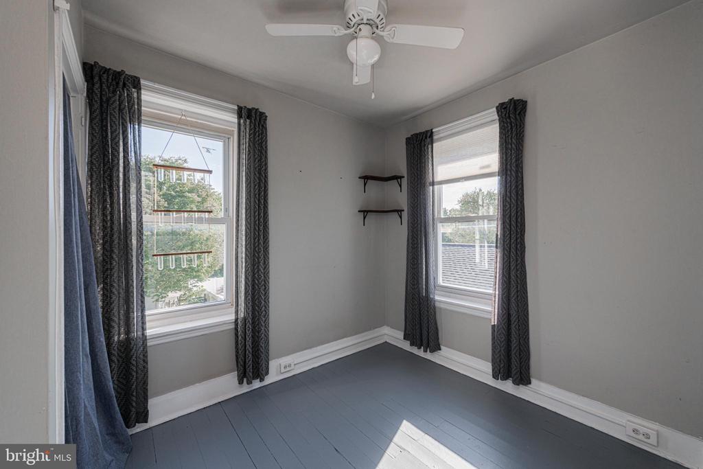 405 FRANKLIN AVENUE