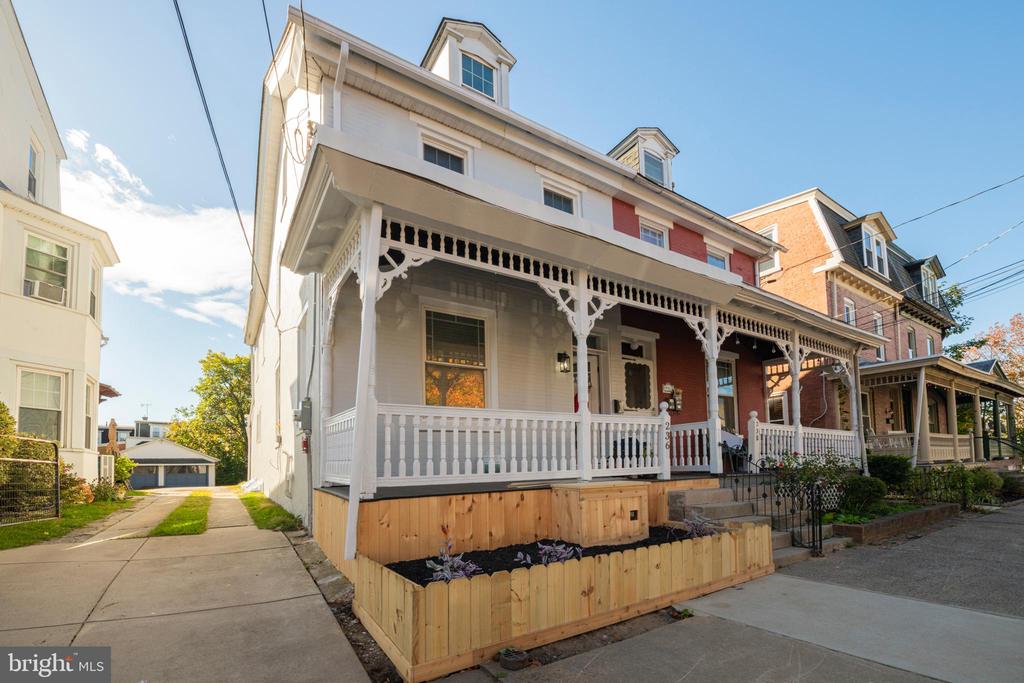 236 MORGAN STREET