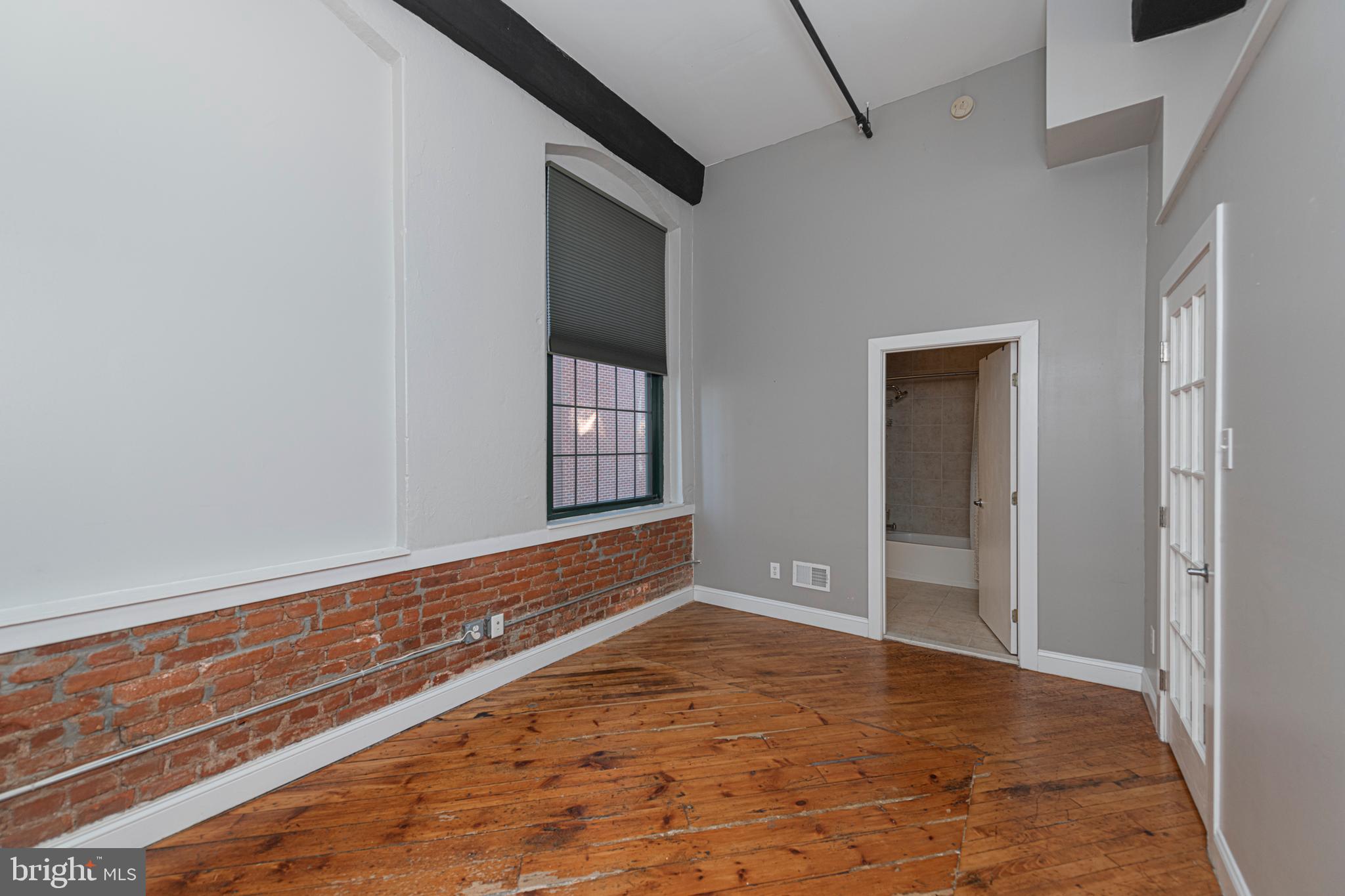 200 LINCOLN AVENUE 128