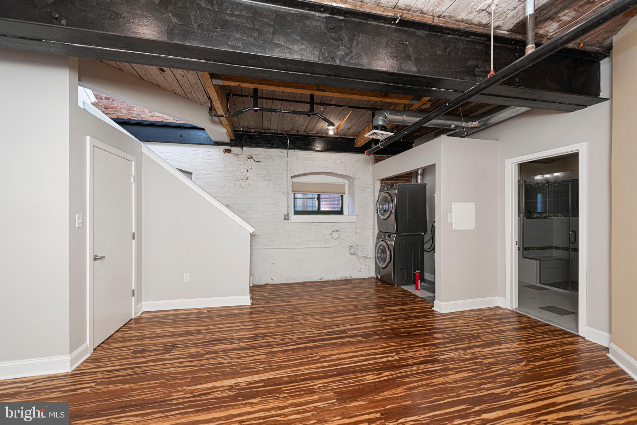 200 LINCOLN AVENUE 128