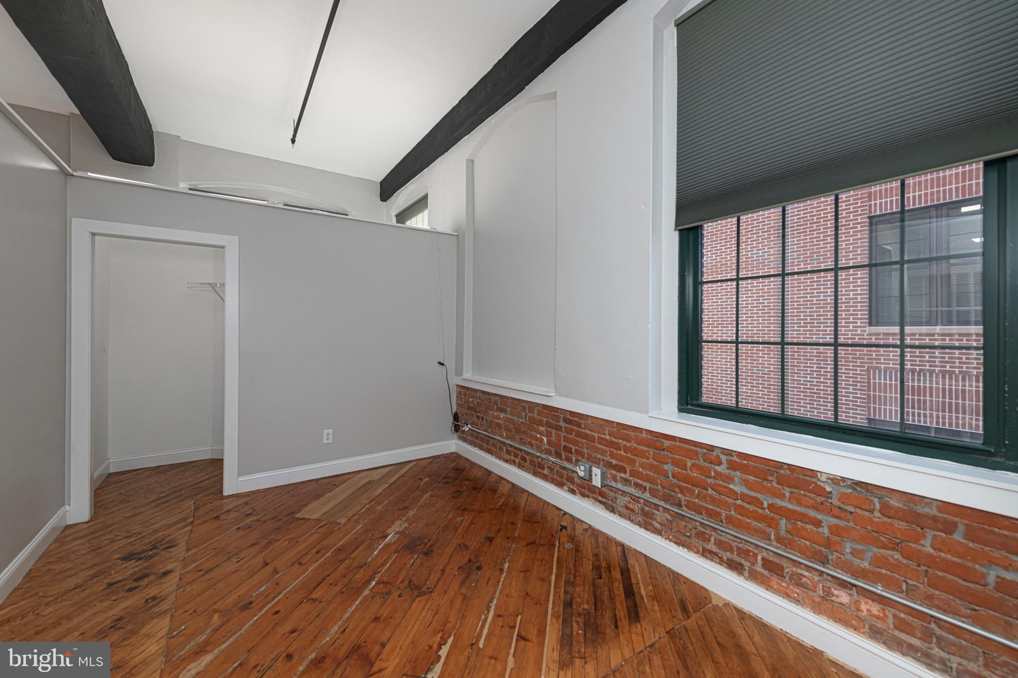 200 LINCOLN AVENUE 128