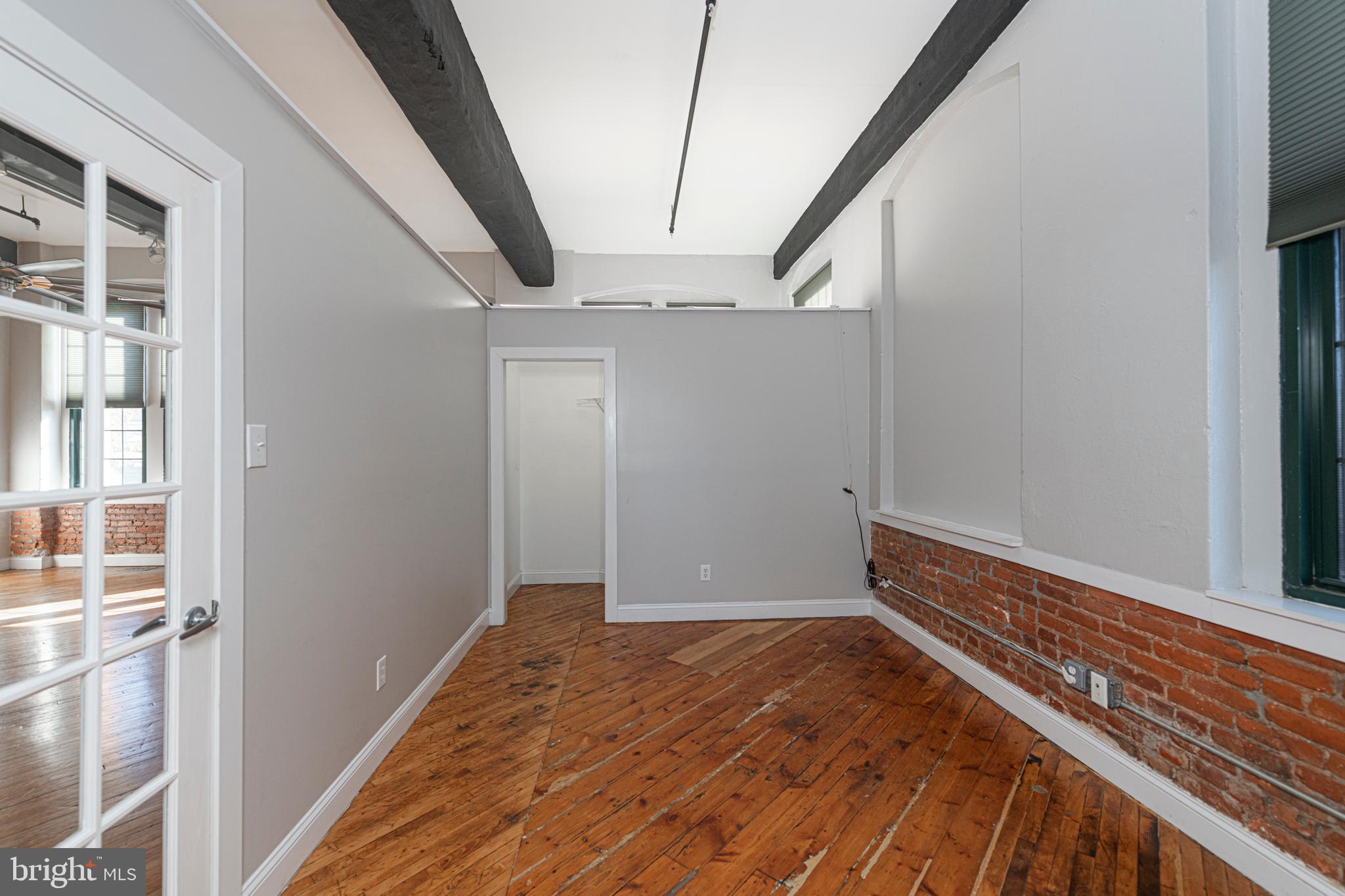 200 LINCOLN AVENUE 128