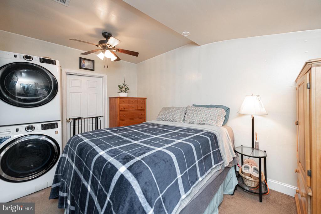 810 LATSHAW ROAD