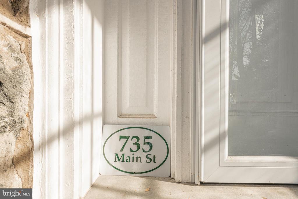 735 MAIN STREET